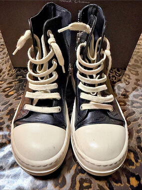 Kids Rick Owens Geobasket High-Top Sneakers in Black & White